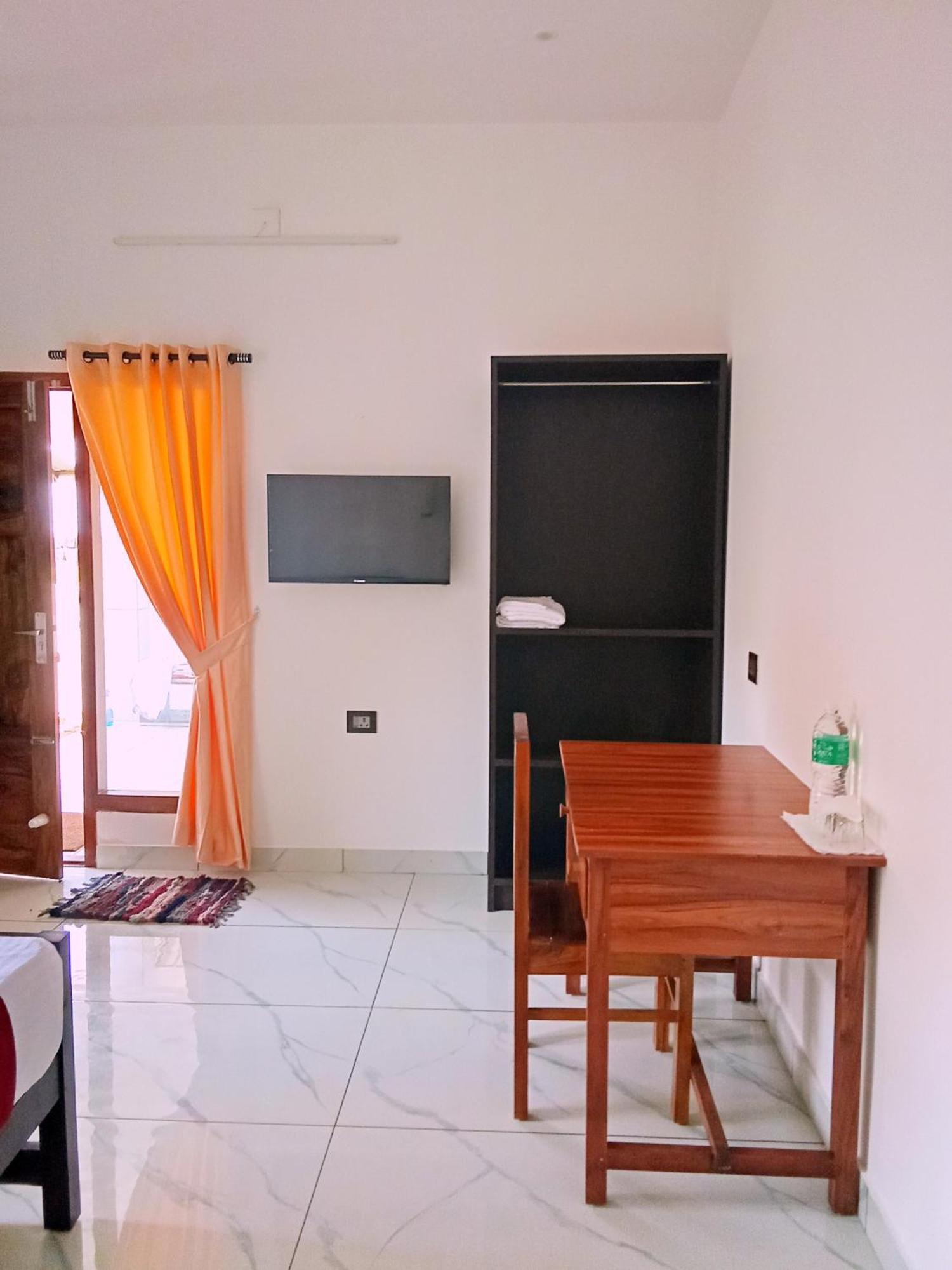 Отель Appu'S Nido Pallipuram Экстерьер фото